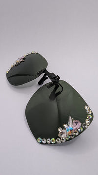 Load image into Gallery viewer, Rhinestone Oversized Clip on Sunglasses
