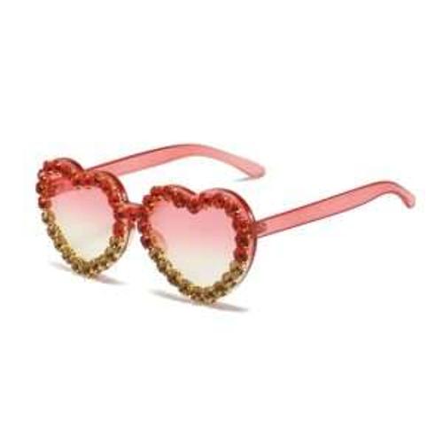 Taylor-Inspired Heart Sunglasses – Iconic, Bold and Unapologetically Fun